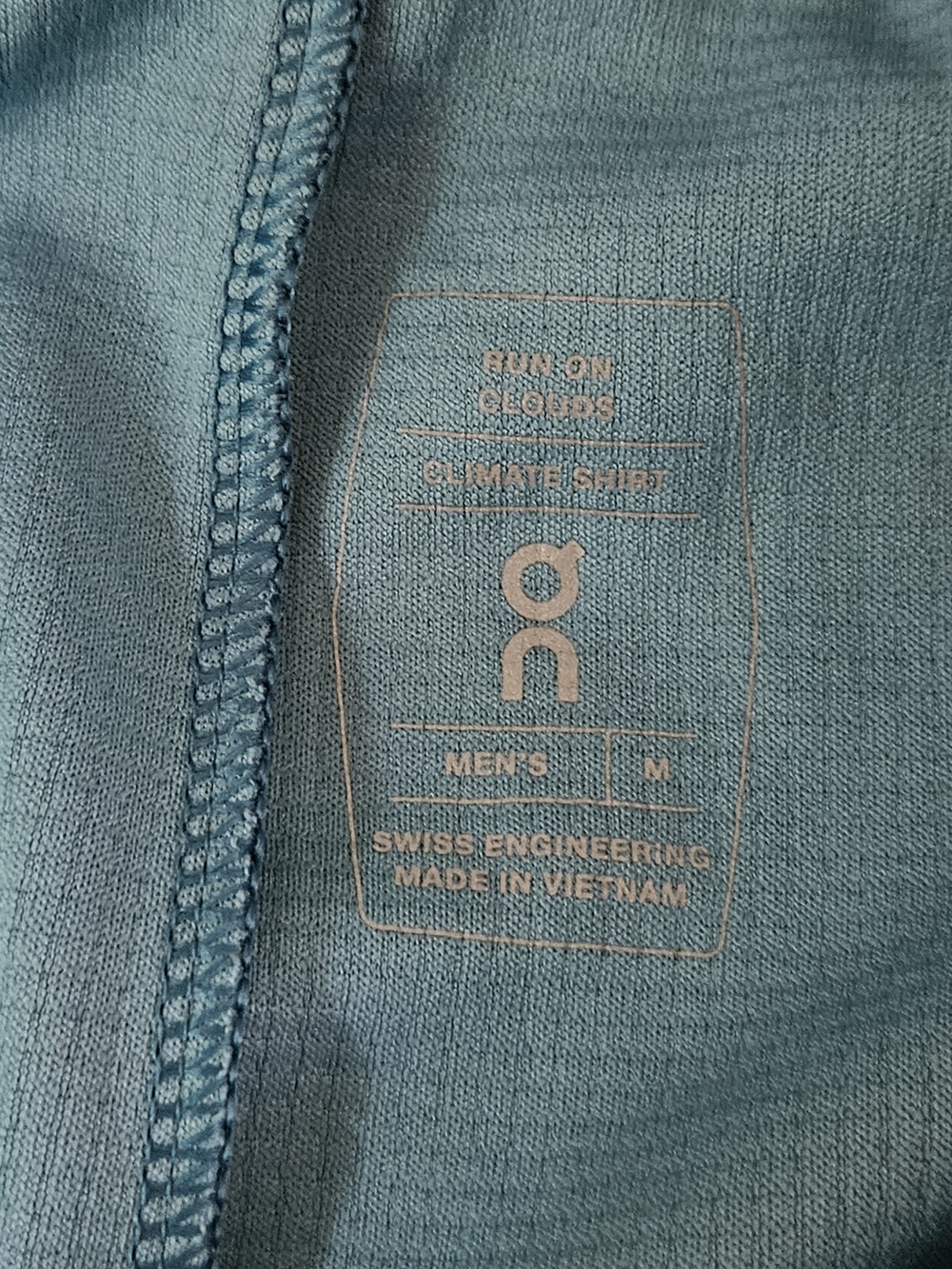 On Running Climate Lightweight 1/4 Zip Pullover - Picture 9 of 10
